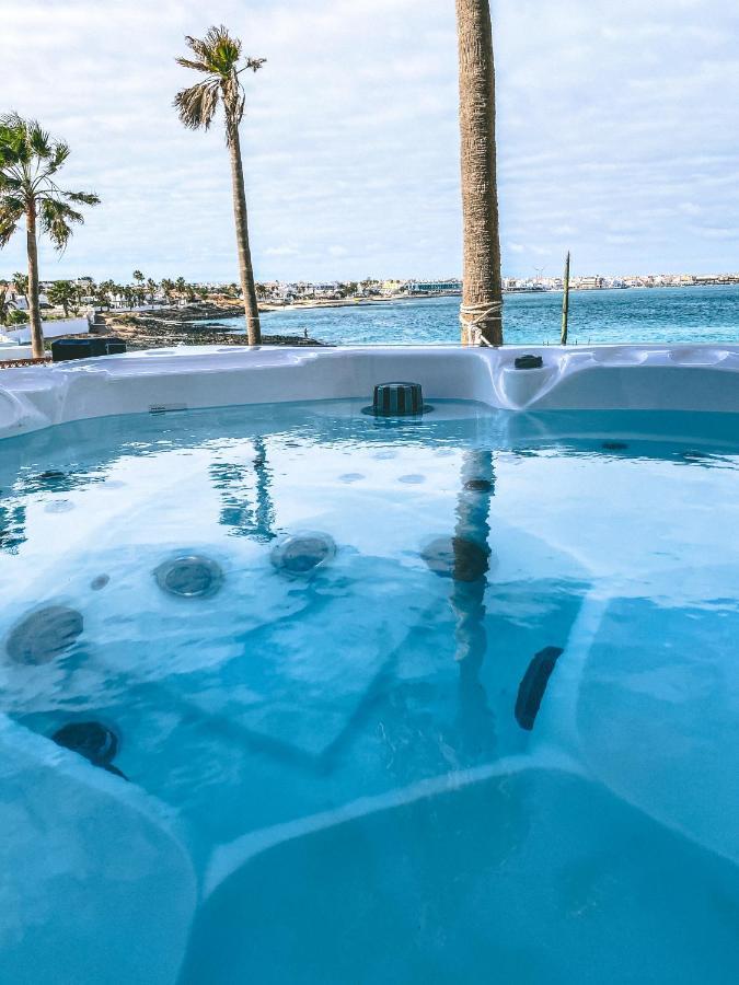 Villa Los Flamencos By Veaco- Beachfront & Pool Corralejo Extérieur photo