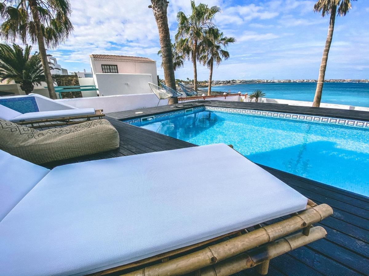 Villa Los Flamencos By Veaco- Beachfront & Pool Corralejo Extérieur photo