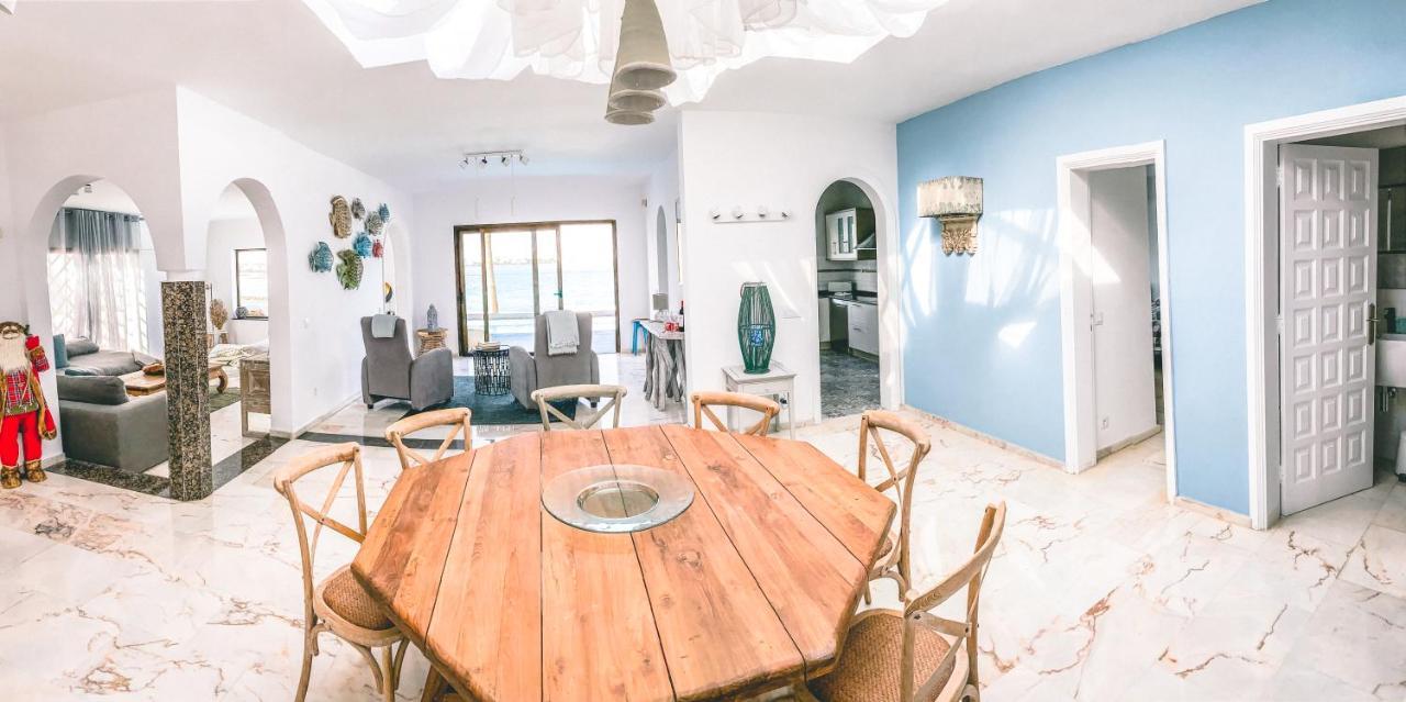Villa Los Flamencos By Veaco- Beachfront & Pool Corralejo Extérieur photo