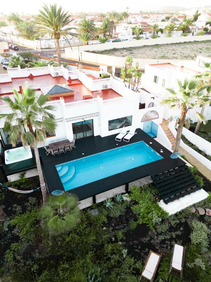 Villa Los Flamencos By Veaco- Beachfront & Pool Corralejo Extérieur photo